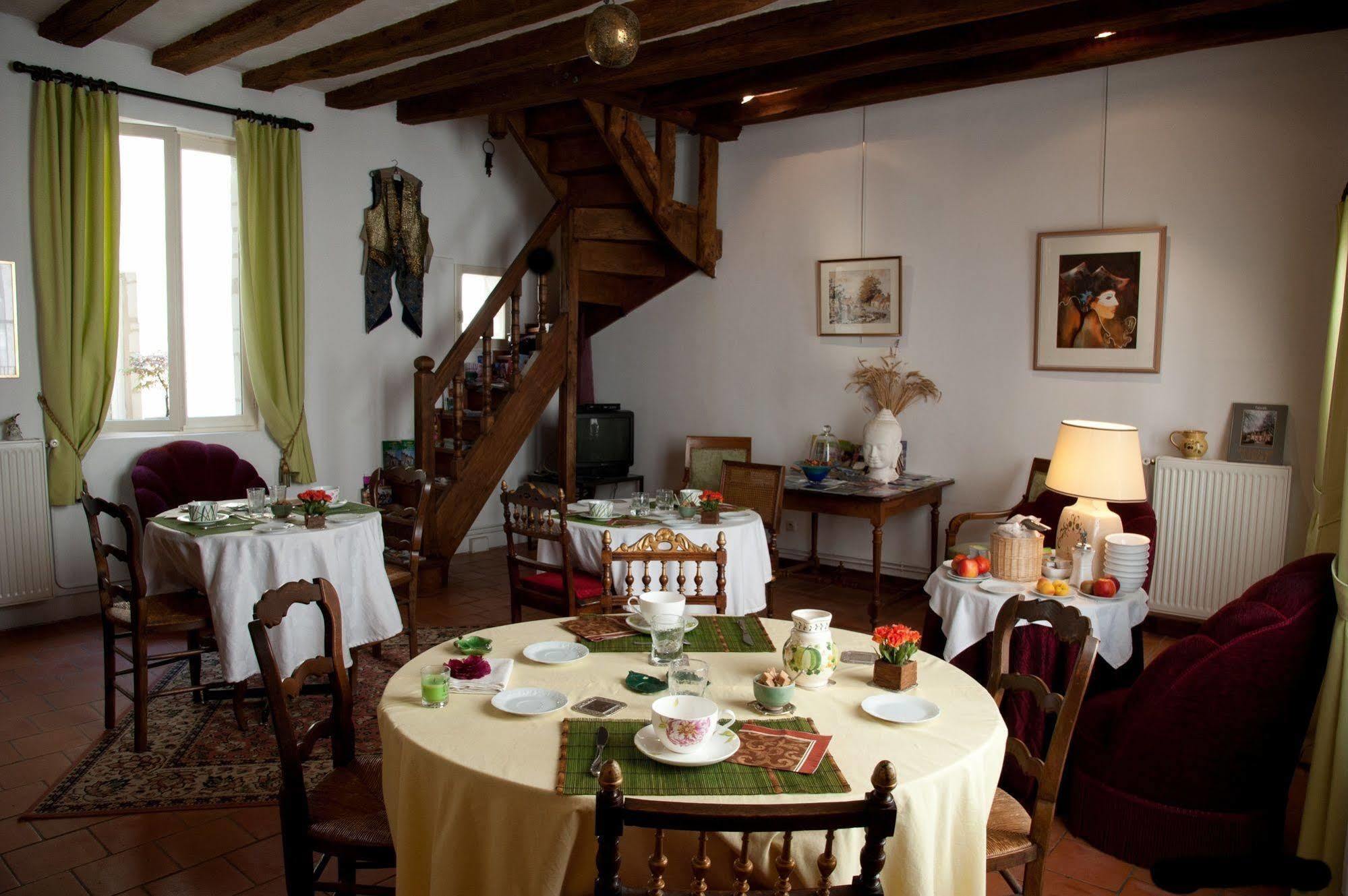 La Demeure Saint-Ours Bed and Breakfast Loches Buitenkant foto